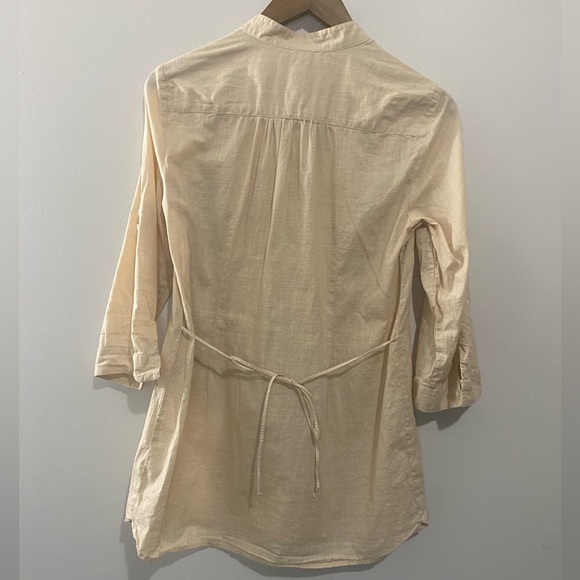 Tommy Hilfiger Neutral Gauzy Tunic Top Convertible Roll Tab Sleeves Womens Small - Picture 3 of 8